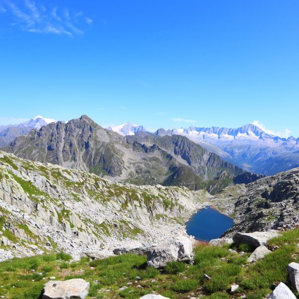 Passo e Lago Dernal